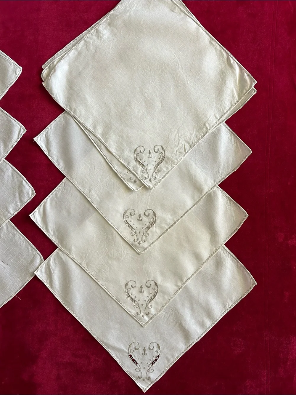 VTG Handmade Tablecloth 68